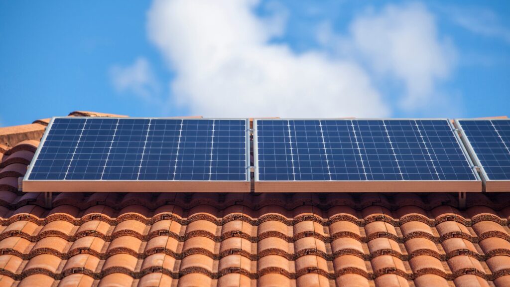 Layanan Panel Surya Hunian Etrama Nusa Energi